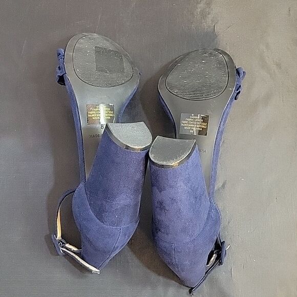 KAARI BLUE RUFFLE BLOCK HEEL OPEN TOE ADJUSTABLE BUCKLE ANKLE STRAP SANDAL - Picture 12 of 16